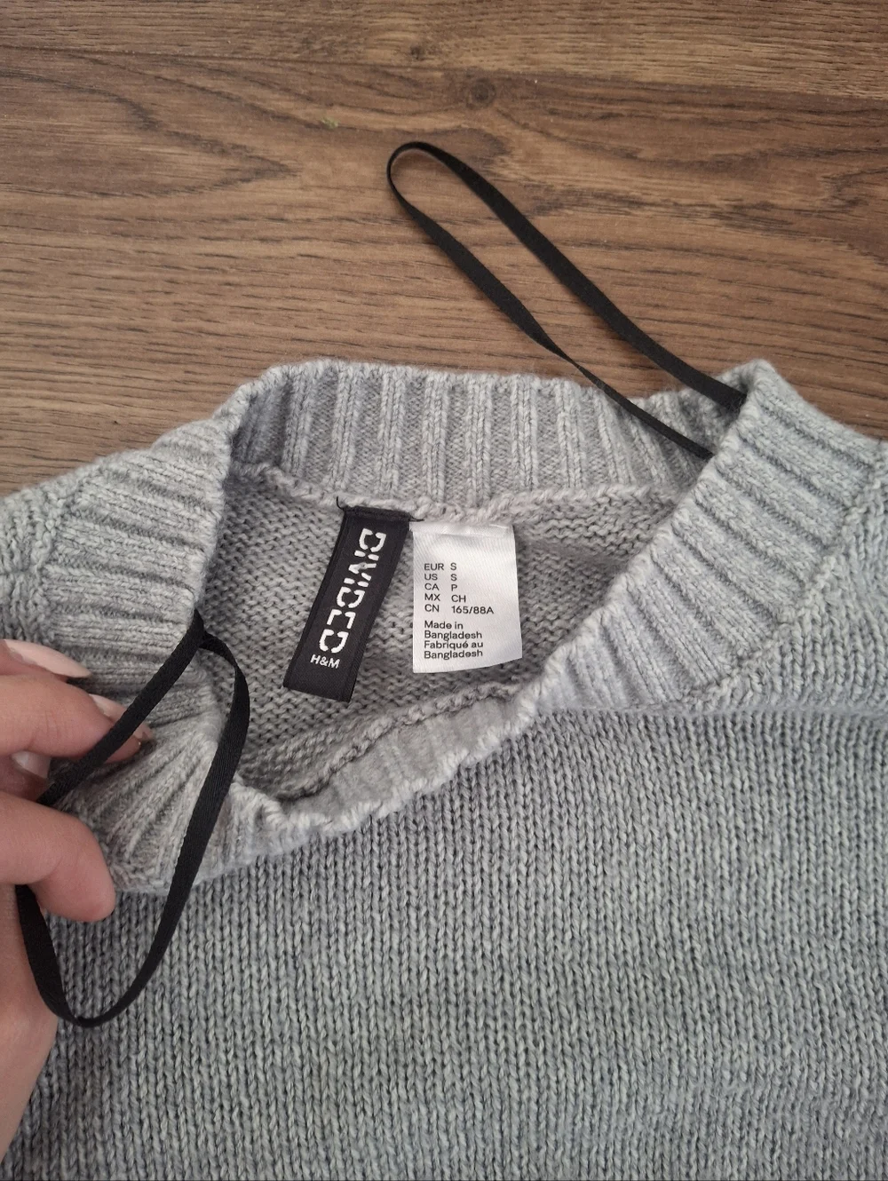 Divided Light Gray Cropped Crewneck Sweater - Picture 3 of 3